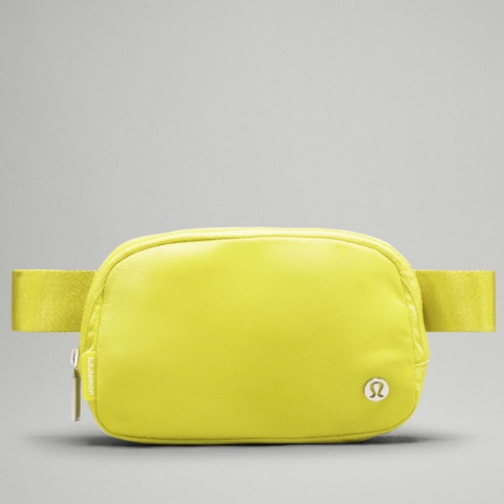Lululemon Everywhere Belt Bag 1L